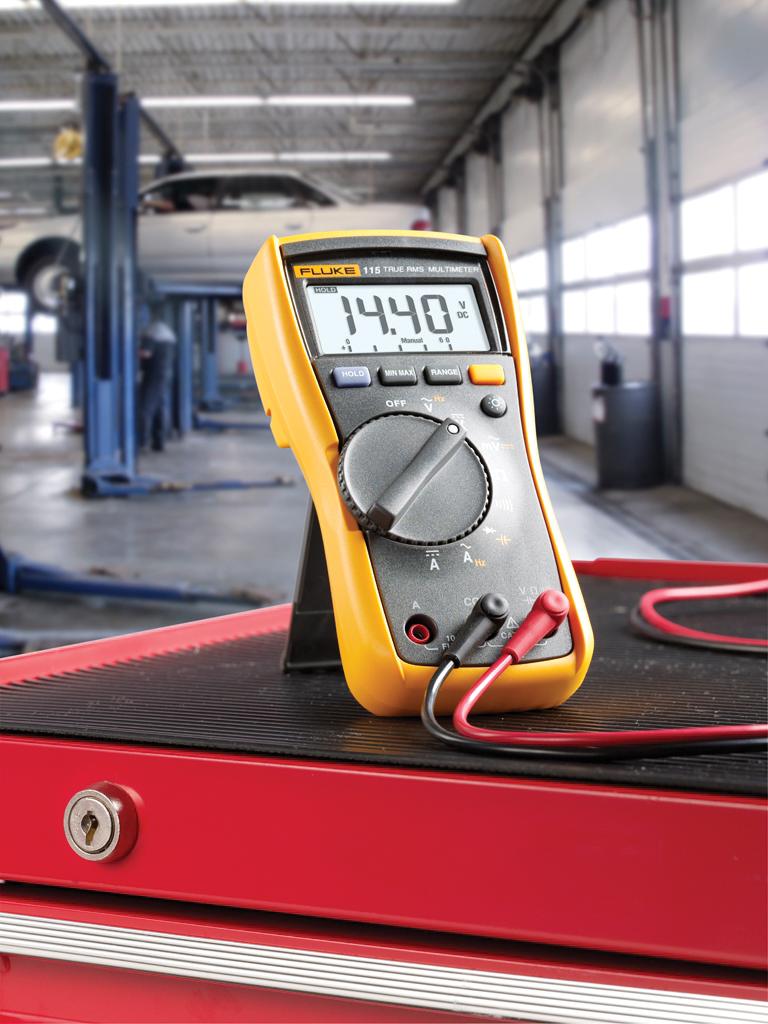 Fluke 115 True RMS Digital Multimeter